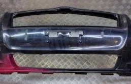 Бампер для Toyota Avensis 2011 года на фотографиях