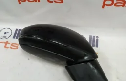 Зеркало заднего вида (в салоне) для Volkswagen Touareg 2013 года на фотографиях