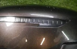 Стекла и зеркала для Nissan X-Trail 2021 года на фотографиях