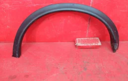Расширитель арок задний левый для Nissan Juke 2012 года на фотографиях