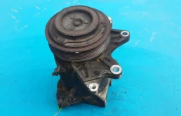 Компрессор кондиционера для Nissan Teana 2006 года на фотографиях