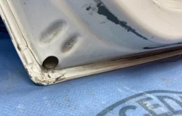 Двери для Mercedes-Benz M class 1999 года на фотографиях