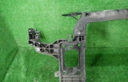 Панель радиатора (телевизор) для Kia Cerato 2018 года на фотографиях