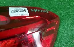 Фонарь внешний правый для BMW X3 2018 года на фотографиях