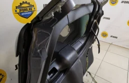 Крышка багажника для Ford Kuga 2011 года на фотографиях