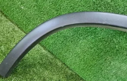 Расширитель арок задний правый для Volkswagen Tiguan 2011 года на фотографиях