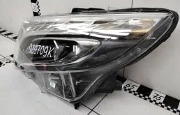 Фара левая для Mercedes-Benz Vito 2015 года на фотографиях