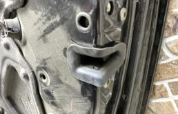 Двери для Audi A6 2003 года на фотографиях