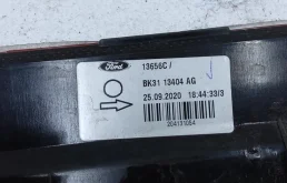 Фонарь правый для Ford Transit 2013 года на фотографиях