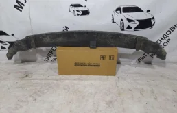 Абсорбер переднего бампера для Toyota RAV4 2016 года на фотографиях