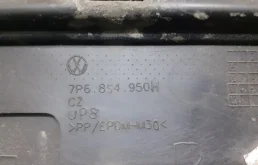 Молдинг двери задний правый для Volkswagen Touareg 2012 года на фотографиях