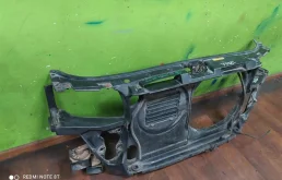 Панель радиатора (телевизор) для Audi A4 2000 года на фотографиях