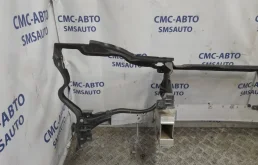 Усилитель переднего бампера для Mercedes-Benz GLK class 2009 года на фотографиях