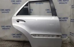 Дверь задняя правая для Mercedes-Benz M class 2009 года на фотографиях