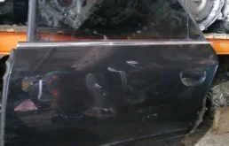Двери для Audi A6 2003 года на фотографиях