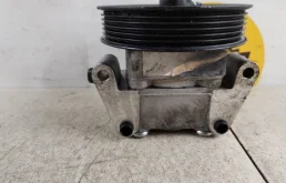 Насос ГУР для Ford Focus 2019 года на фотографиях