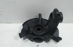 Кулак поворотный левый для Volkswagen Polo 2018 года на фотографиях