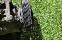 Компрессор кондиционера для Audi A6 2013 года на фотографиях