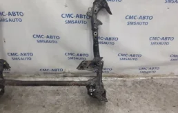 Подрамник двигателя для Audi A6 2018 года на фотографиях