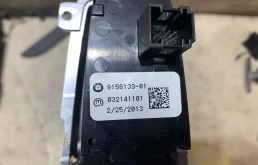 Концевик капота для BMW X5 на фотографиях