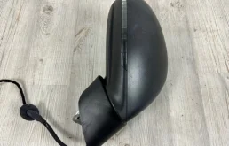 Зеркало заднего вида (в салоне) для Volkswagen Touareg 2013 года на фотографиях