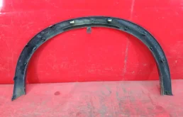 Стекла и зеркала для Nissan Juke 2018 года на фотографиях