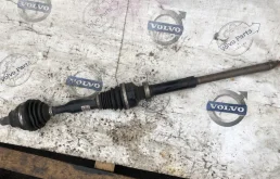 Привод передний правый для Volvo XC70 2014 года на фотографиях