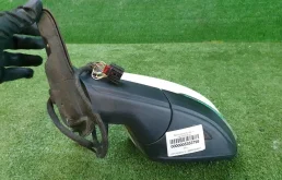 Зеркало боковое левое для Skoda Octavia 2018 года на фотографиях