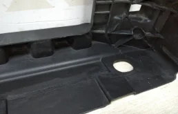 Панель радиатора (телевизор) для Volkswagen Caddy 2015 года на фотографиях