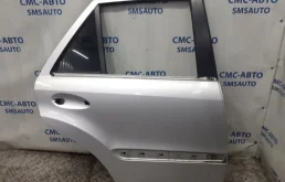 Дверь задняя правая для Mercedes-Benz M class 2009 года на фотографиях