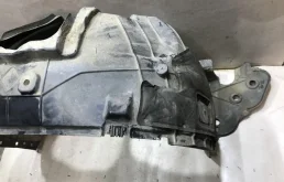 Подкрылок передний правый для Nissan X-Trail 2011 года на фотографиях