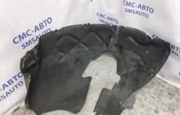 Подкрылок передний правый для Volkswagen Touareg 2013 года на фотографиях