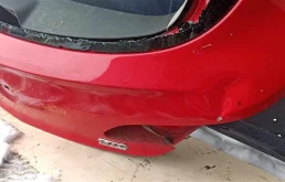 Дверь багажника для Opel Astra 2017 года на фотографиях