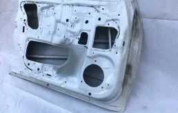 Дверь передняя левая для Subaru Forester 2008 года на фотографиях