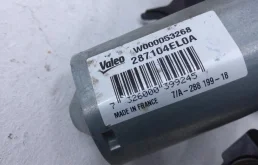 Мотор стеклоочистителя для Nissan Qashqai 2018 года на фотографиях