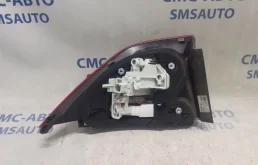 Фонарь правый для Volvo S60 2012 года на фотографиях