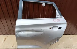 Дверь задняя левая для Hyundai Tucson 2015 года на фотографиях