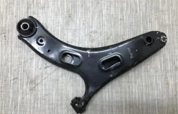 Рычаг передний правый нижний для Subaru Forester на фотографиях