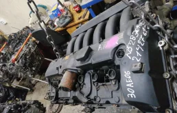 Двигатель без навесного для BMW 1er 2006 года на фотографиях