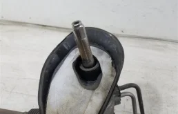 Рулевая рейка для Ford Focus 2009 года на фотографиях