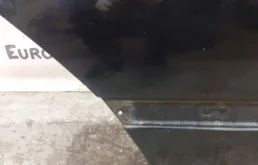 Дверь задняя правая для Mercedes-Benz C class 1996 года на фотографиях