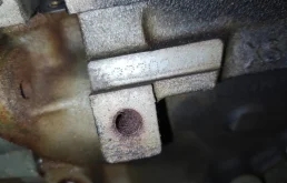 Двигатель без навесного для Ford Explorer 2003 года на фотографиях