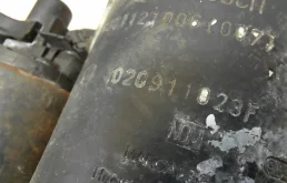 Стартер для Volkswagen Passat 1996 года на фотографиях