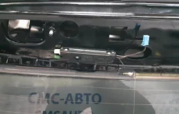 Крышка багажника для Mercedes-Benz M class 2014 года на фотографиях