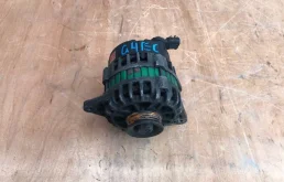 Генератор для Hyundai Accent 2001 года на фотографиях