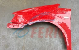 Крылья для Volkswagen Caddy 2007 года на фотографиях