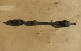 Привод передний правый для Toyota Corolla 2003 года на фотографиях