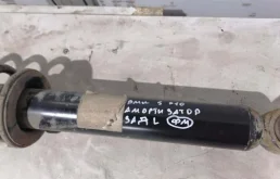 Амортизатор передний левый для BMW 5er 2012 года на фотографиях