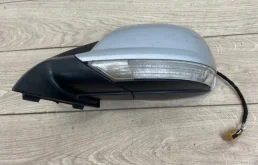 Стекла и зеркала для Volkswagen Touareg 2003 года на фотографиях