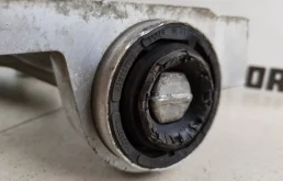 Рычаг передний правый нижний для Volvo XC90 2018 года на фотографиях